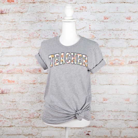 TEACHER CURVED TEXT GRAPHIC TEE 355PO