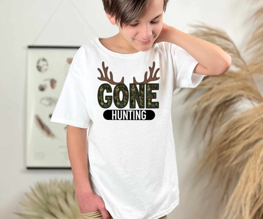 GONE HUNTING-FAUX SEQUIN EMBROIDERY (EFFECT) Graphic Tee 3619