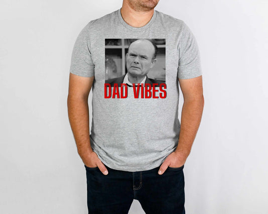 90'S DAD VIBES VIBES  GRAPHIC TEE 556