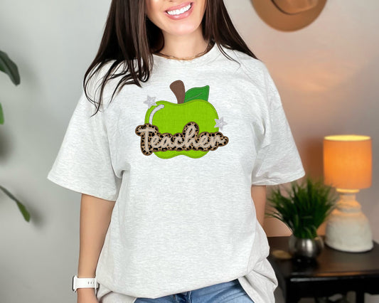 TEACHER GREEN APPLE-FAUX EMBROIDERY (GRAPHIC TEE) 6148